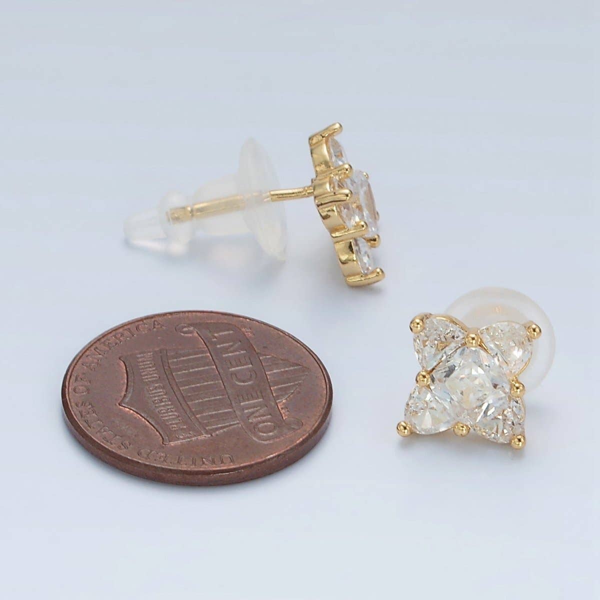 24K Gold Filled 8.8mm Clear CZ Geometric Flower CZ Stud Earrings | T302