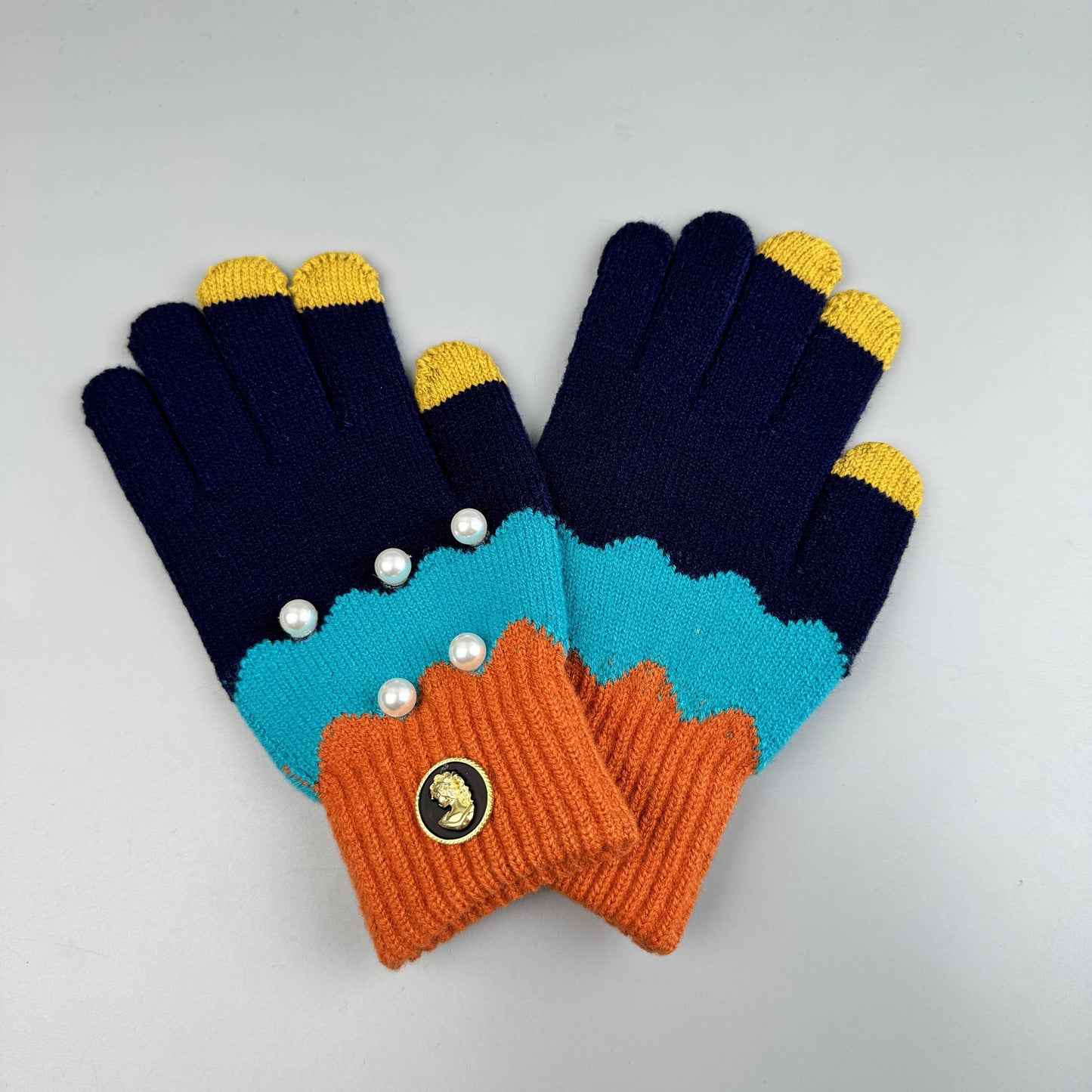 Pearl Color Matching Touch Screen Gloves : Pink