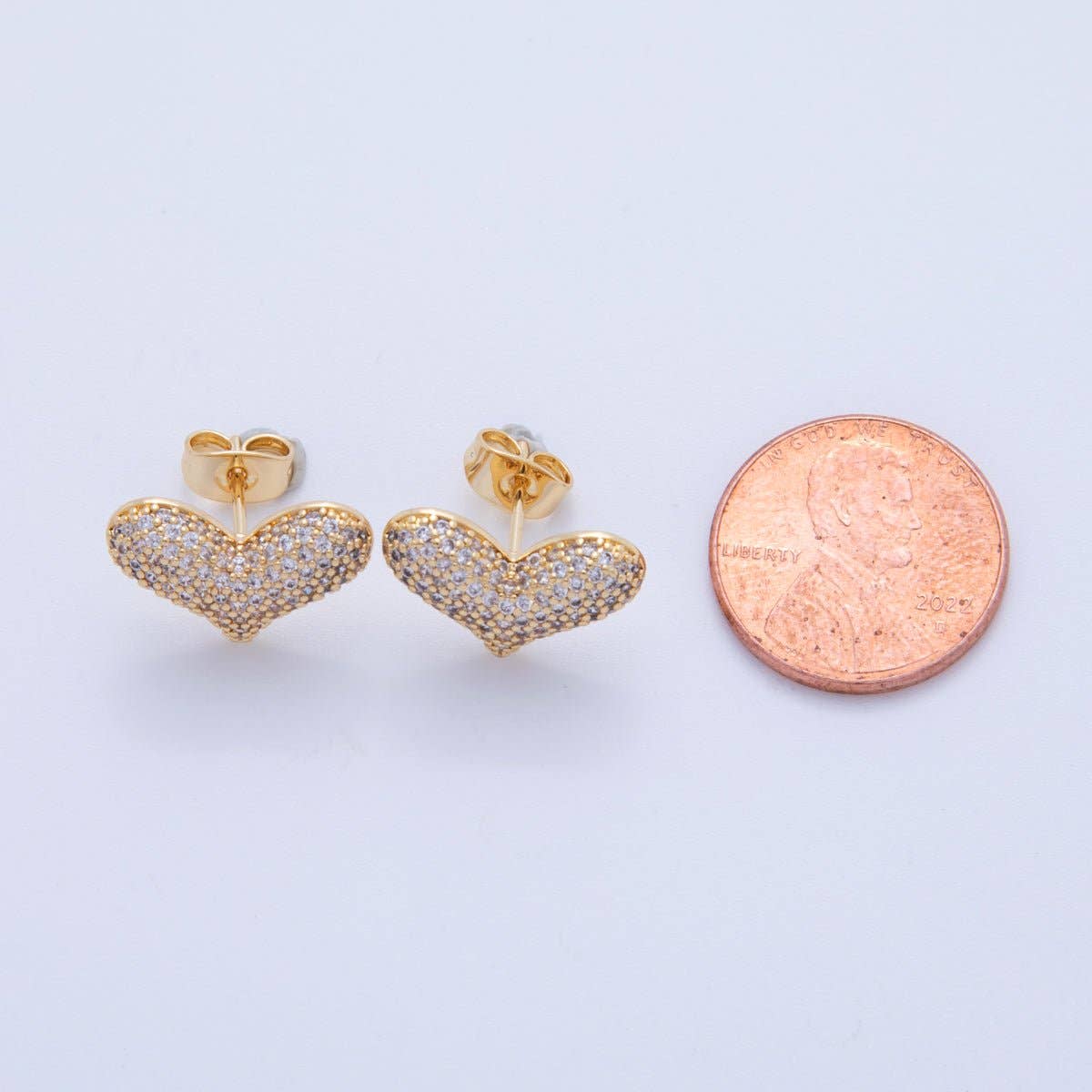18K Gold Filled Micro Paved CZ Heart Stud Earrings | AI348