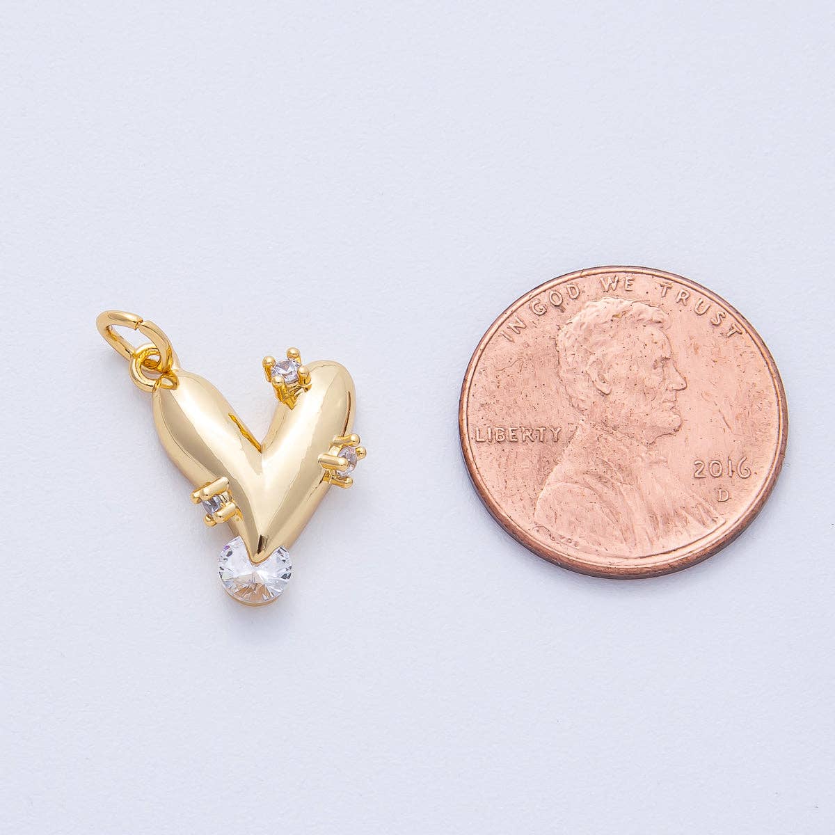 18K Gold Filled 15mm Clear CZ Cluster Chubby Heart Charm | AK175
