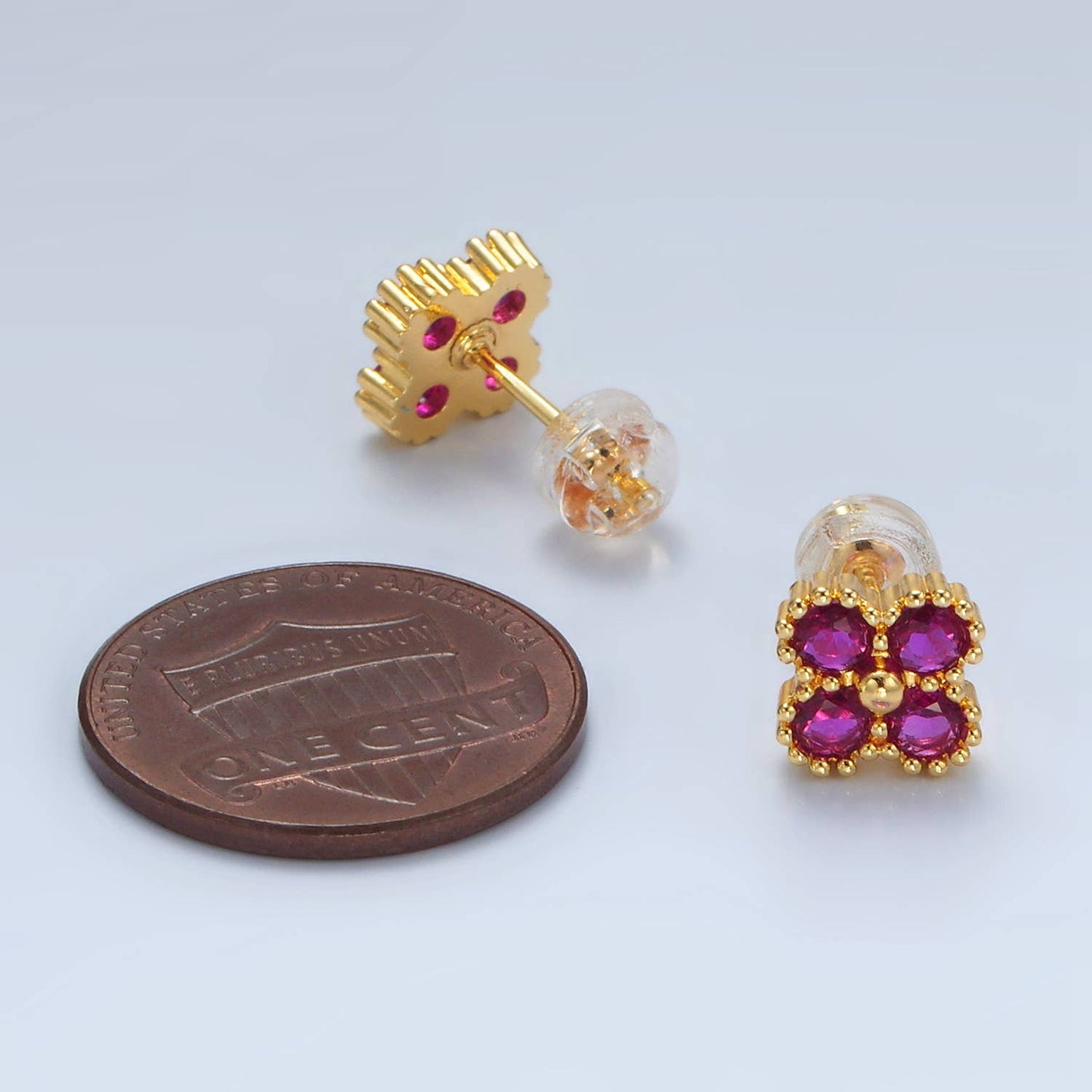 24K Gold Filled Fuchsia, Black, Clear Clover Stud Earring: Clear
