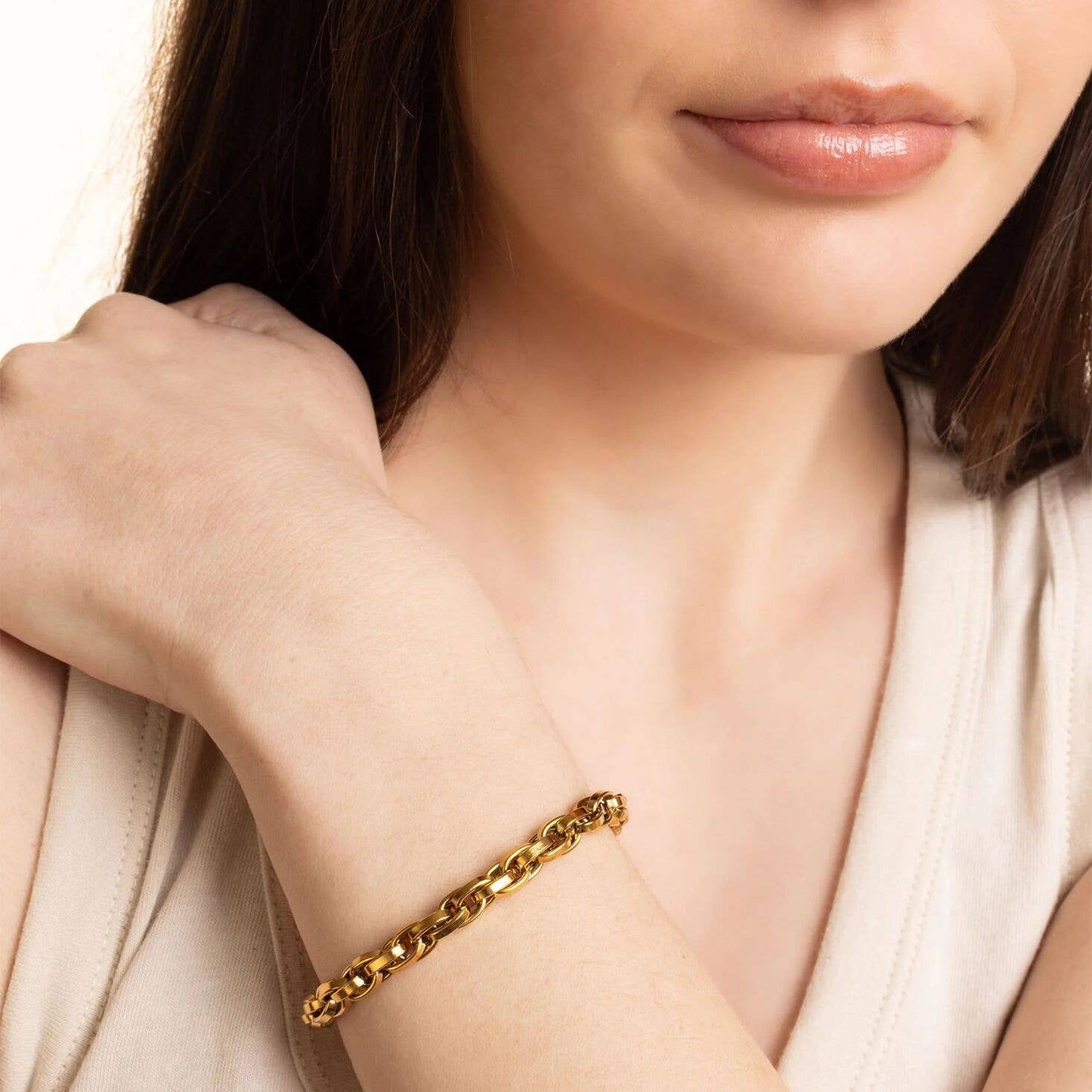 18K Gold PVD Stainless Steel Double Oval Chain Bracelet: Gold