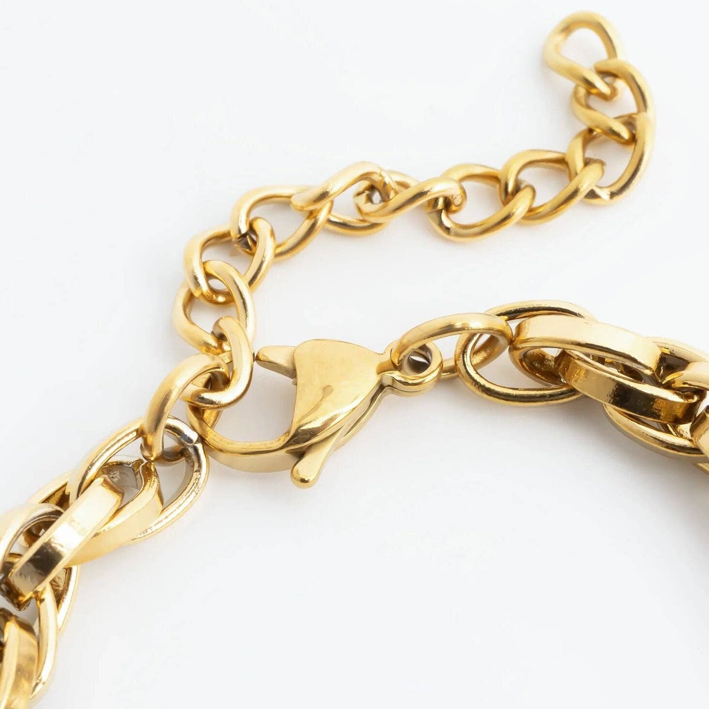 18K Gold PVD Stainless Steel Double Oval Chain Bracelet: Gold