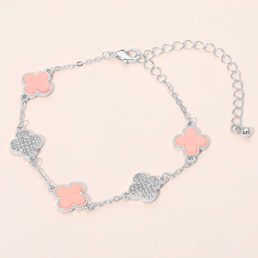Gold Dipped Quatrefoil Charm Link Station Bracelet: Black,Gold