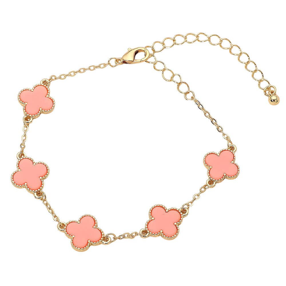 Gold Dipped Quatrefoil Link Chain Bracelet: Black,Gold
