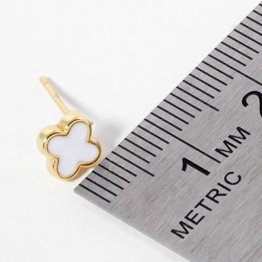 Gold-Dipped Clover Post Earrings: GBK / ONE SIZE