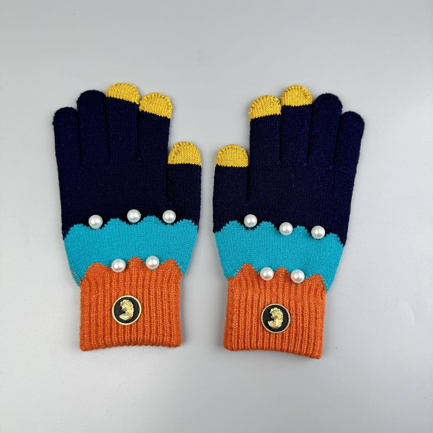 Pearl Color Matching Touch Screen Gloves : Pink