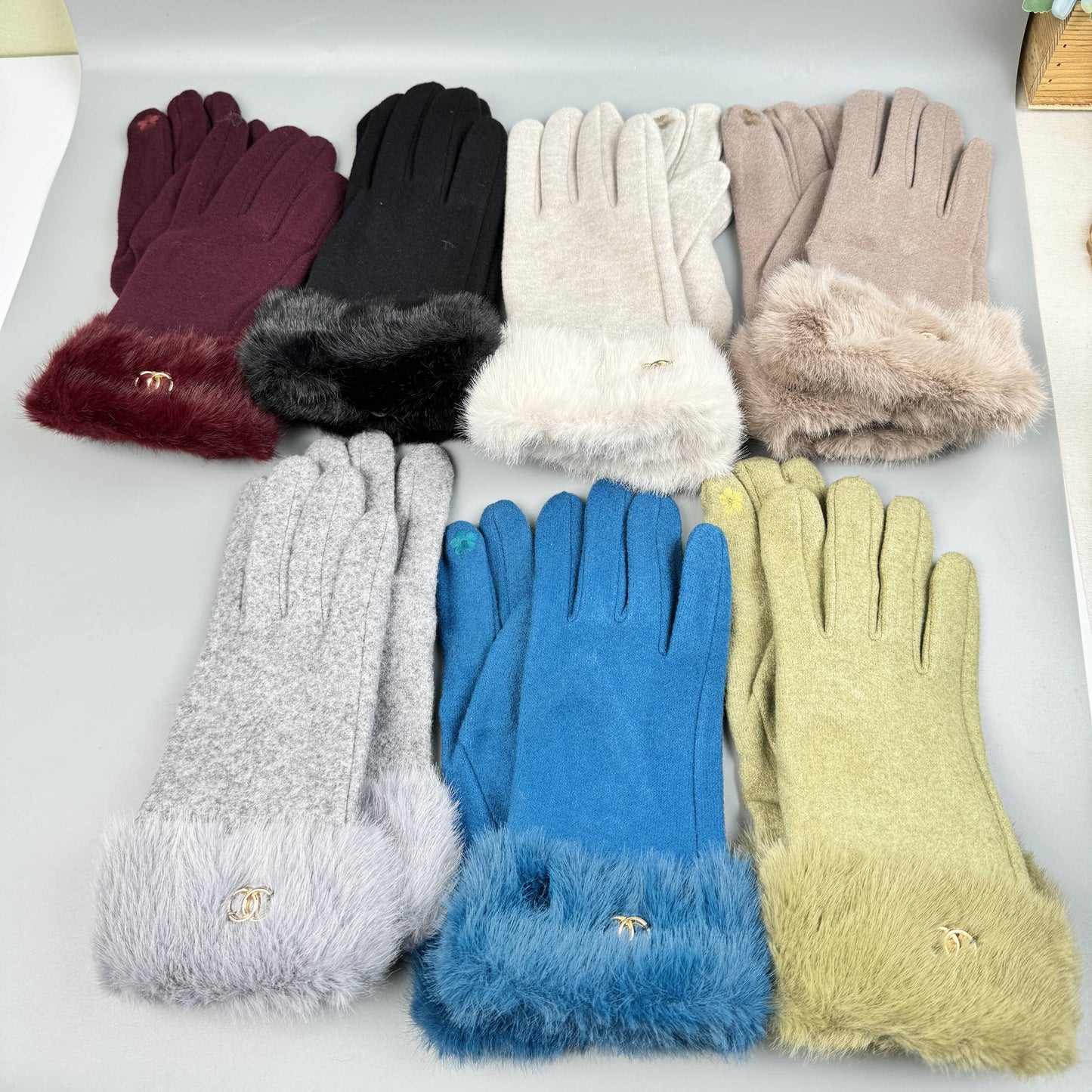 Faux Fur Touch Screen Gloves : Blue