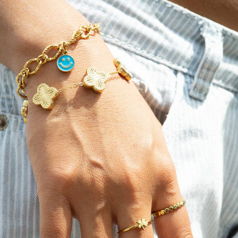 18K Gold PVD Stainless Steel Lucky Clover Charm Bracelet: Pink / Gold