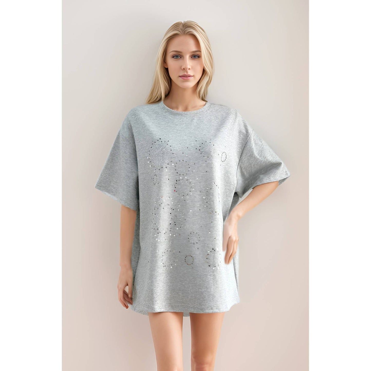 X8796CT Oversized Embellished Crew Neck T Shirt: WHITE / ONE SIZE
