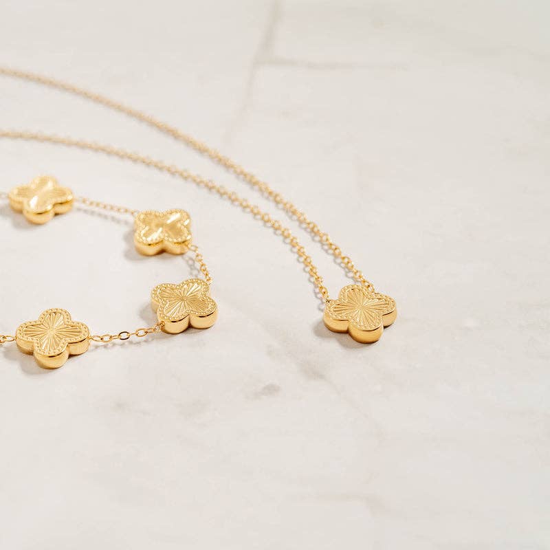 18K Gold PVD Stainless Steel Lucky Clover Charm Bracelet: Pearl / Gold