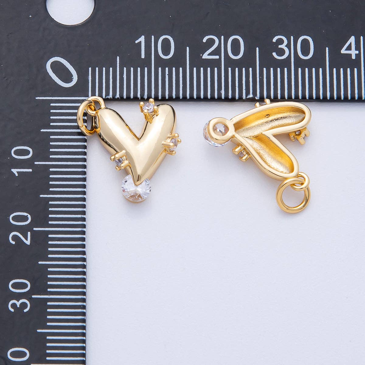 18K Gold Filled 15mm Clear CZ Cluster Chubby Heart Charm | AK175