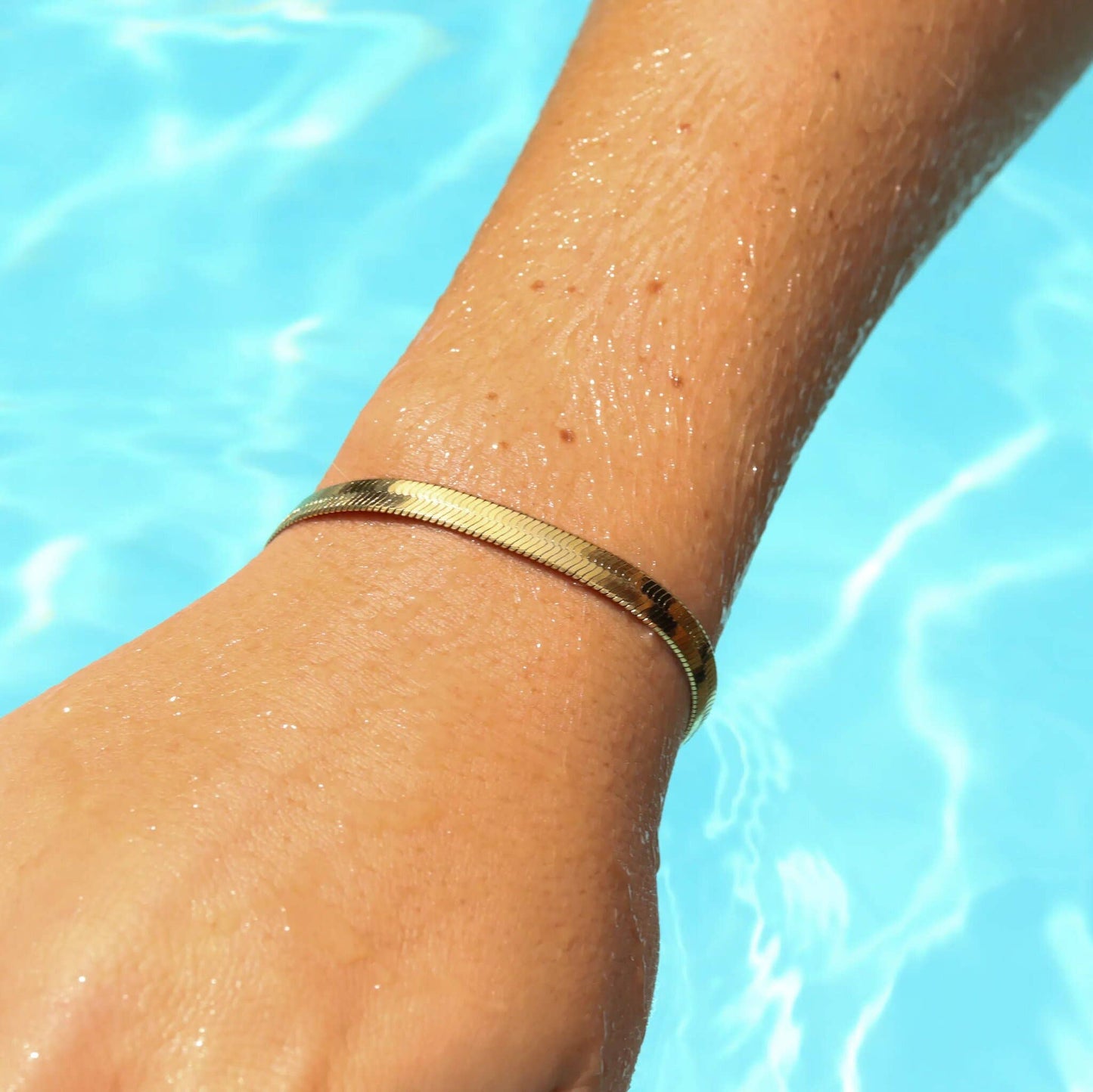 18K Gold Herringbone Chain Bracelet: 7" / 3mm
