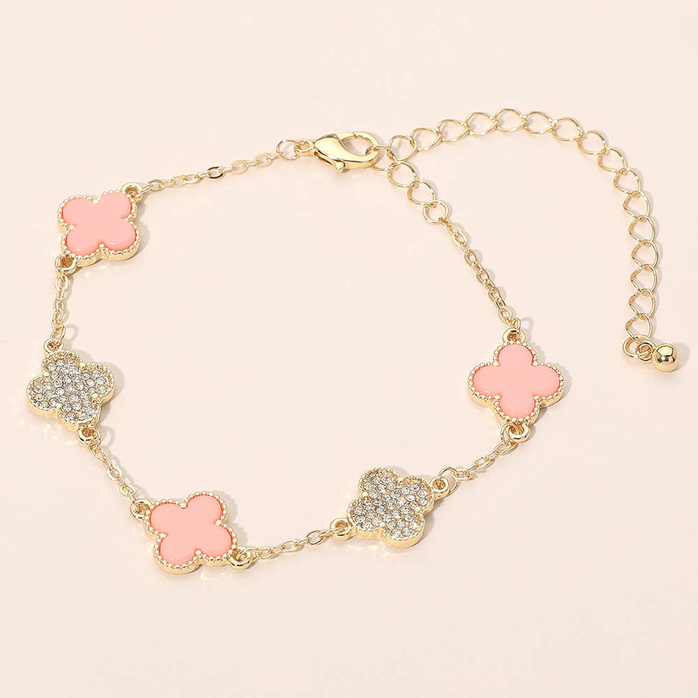Gold Dipped Quatrefoil Charm Link Station Bracelet: Black,Gold