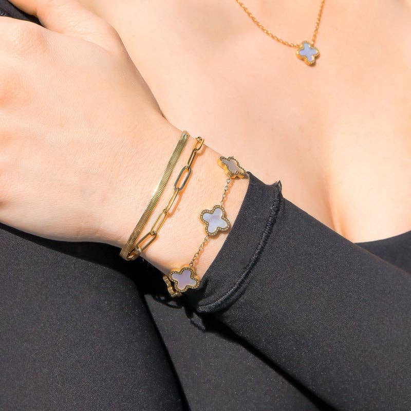 18K Gold PVD Stainless Steel Lucky Clover Charm Bracelet: Blue / Gold