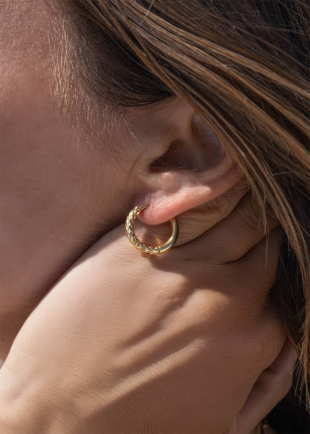 18K Gold PVD Stainless Steel Half Textured Huggie Hoop Earrings / ERJ0030: Stainless / 17mm