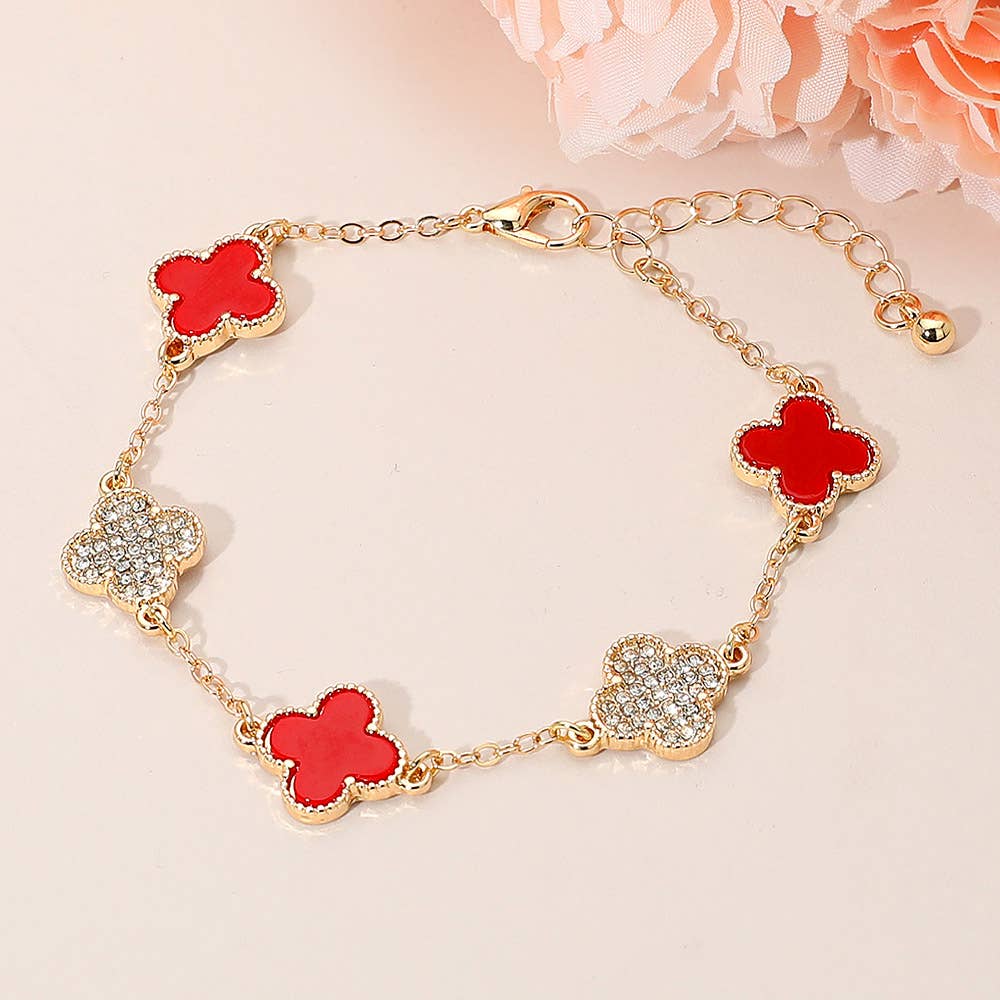 Gold Dipped Quatrefoil Charm Link Station Bracelet: Black,Gold