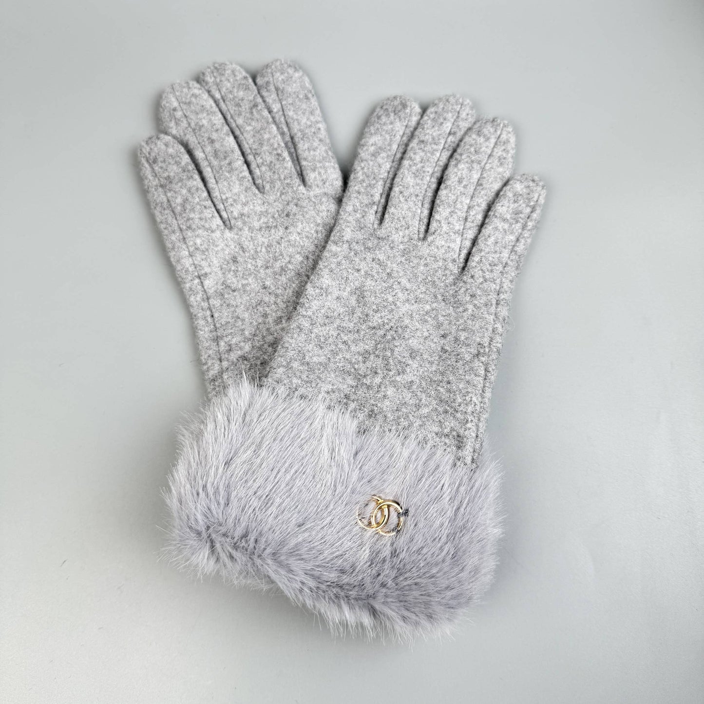 Faux Fur Touch Screen Gloves : Black