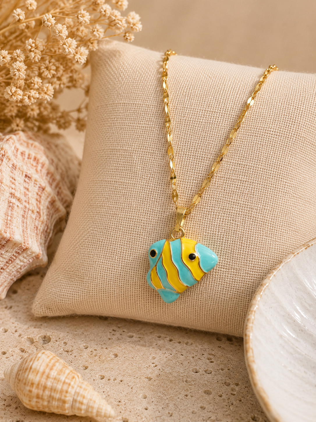 Ocean Treasures Necklace – Gold Plated & Stainless Steel: MIX OF SET 18