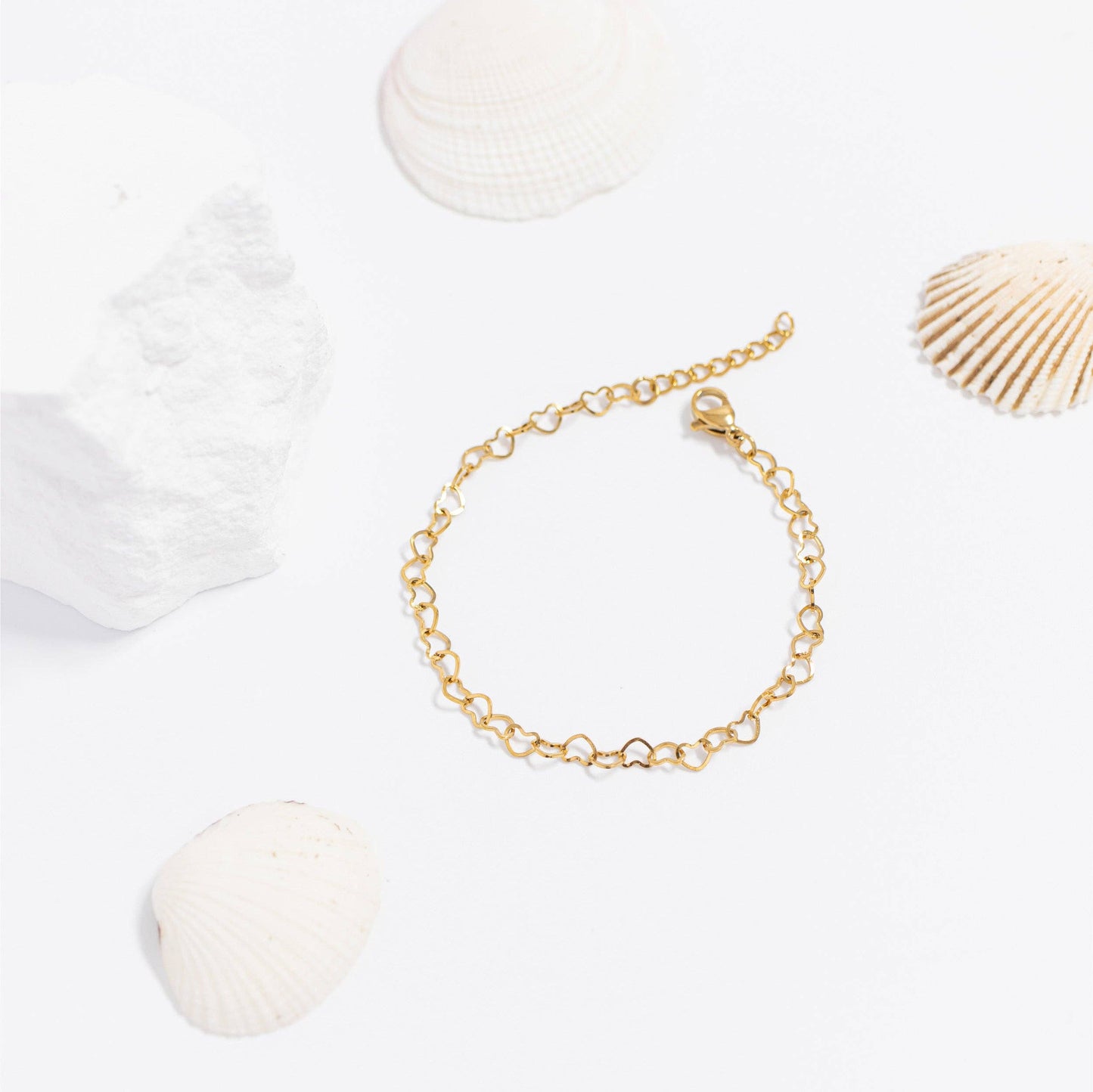 18K Gold PVD Stainless Steel Linked Heart Chain Bracelet: Stainless