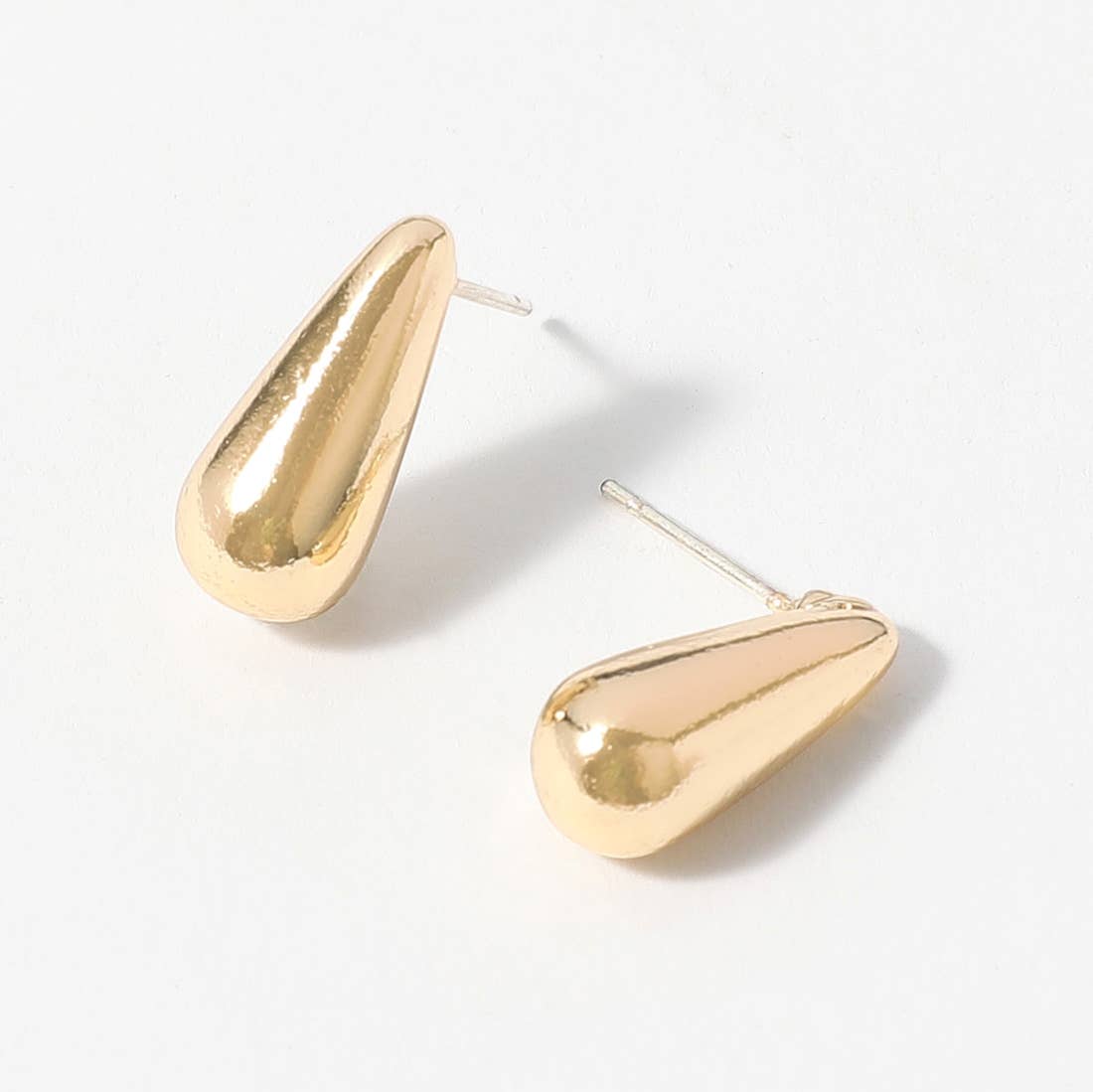 18K Gold Dipped Sterling Silver Post Teardrop Earrings: Gold