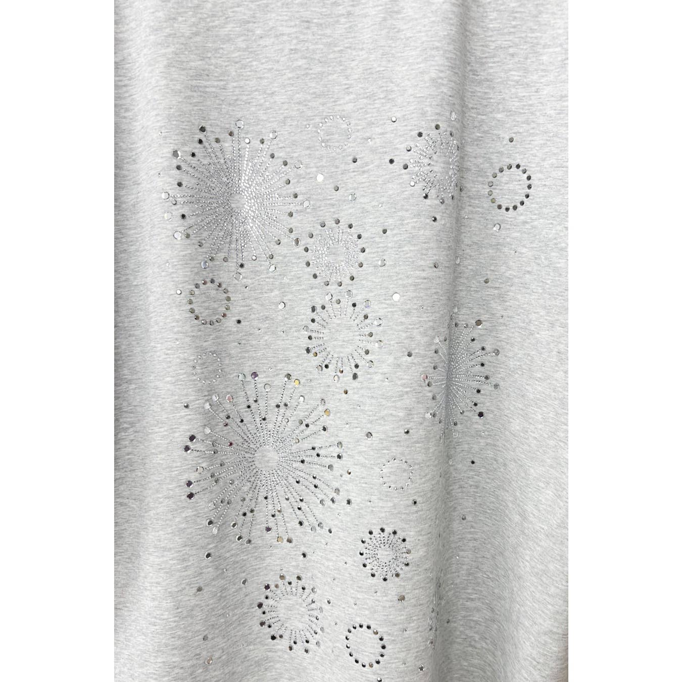 X8796CT Oversized Embellished Crew Neck T Shirt: WHITE / ONE SIZE