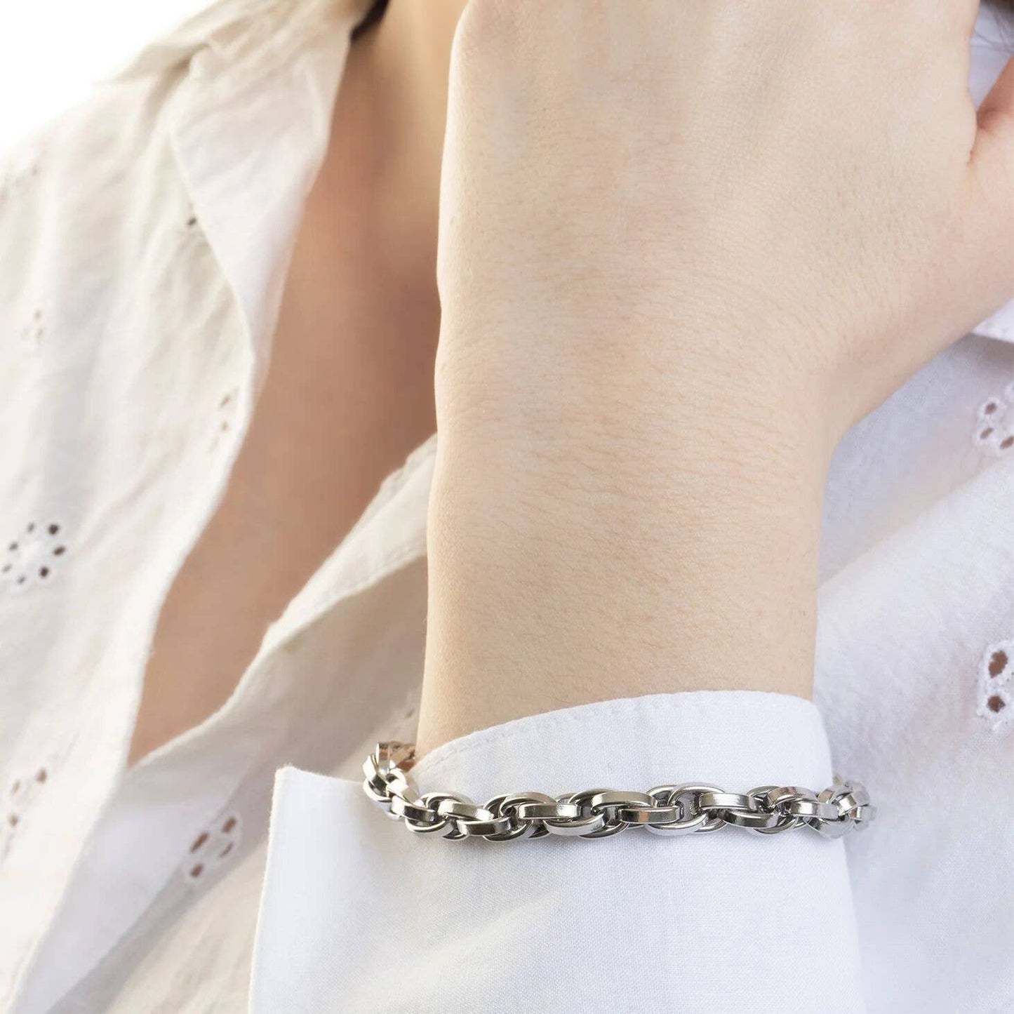 18K Gold PVD Stainless Steel Double Oval Chain Bracelet: Gold
