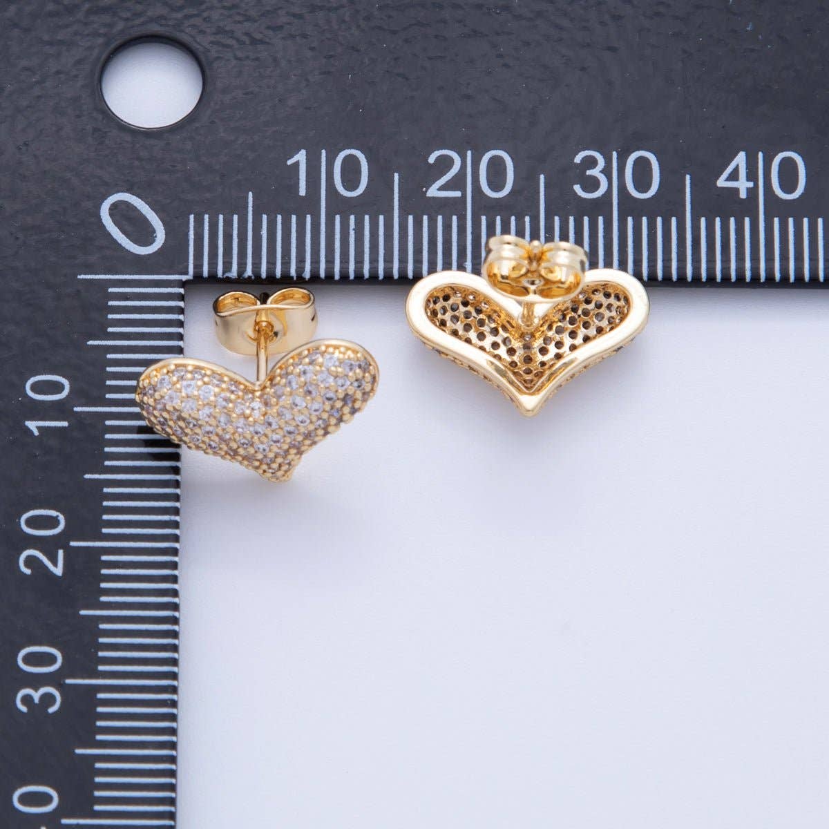 18K Gold Filled Micro Paved CZ Heart Stud Earrings | AI348