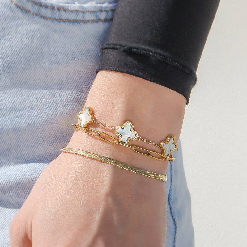 18K Gold PVD Stainless Steel Lucky Clover Charm Bracelet: Blue / Gold