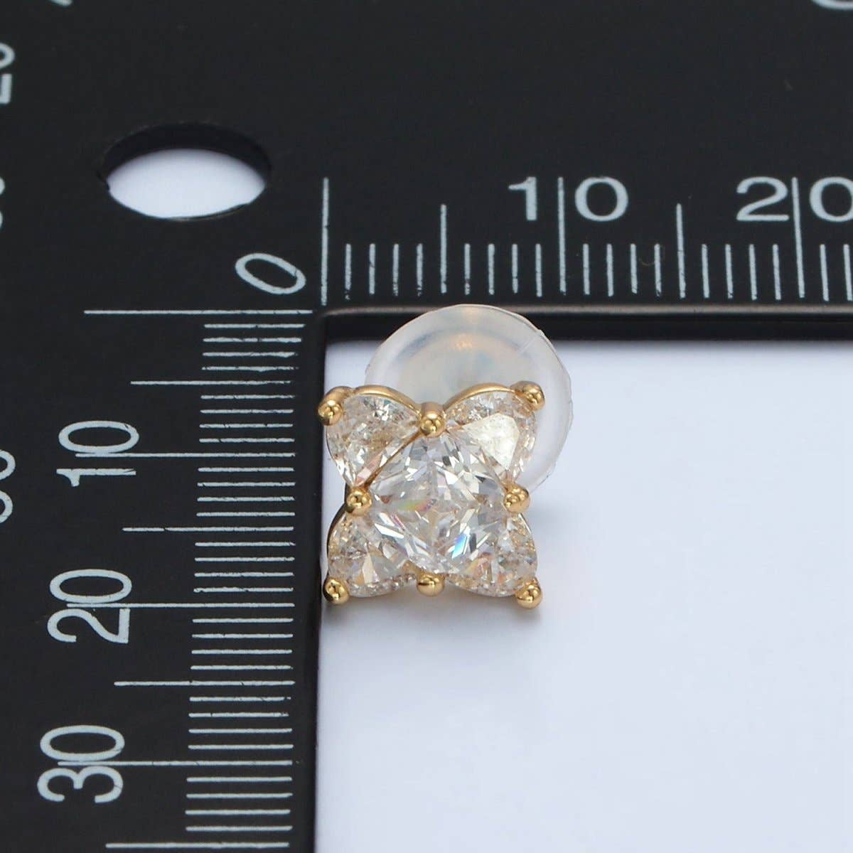 24K Gold Filled 8.8mm Clear CZ Geometric Flower CZ Stud Earrings | T302