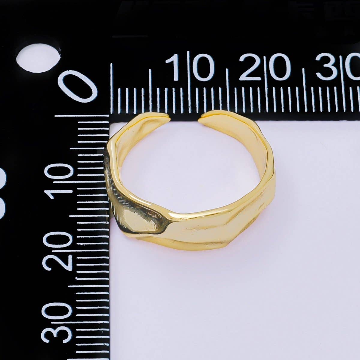 24K Gold Filled Hammered Freeform Round Open Ring | O377